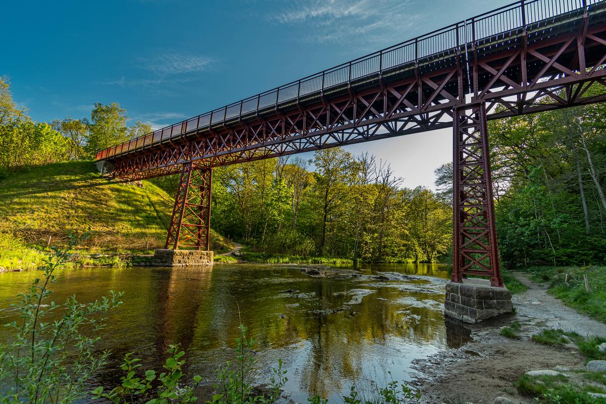The Uncovered Bridge