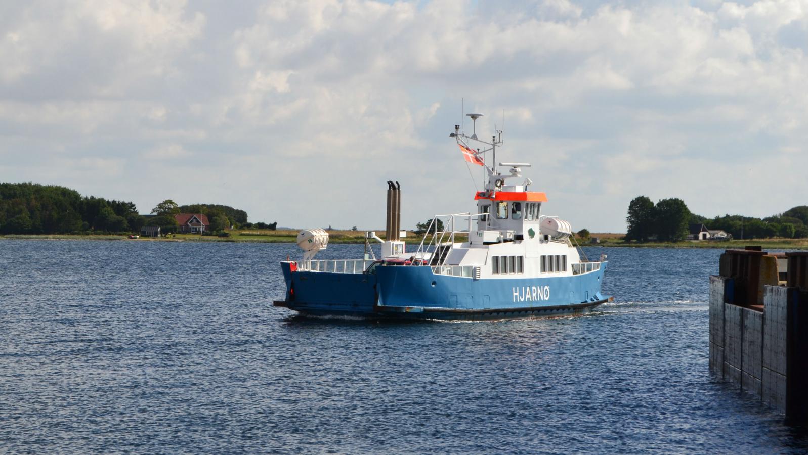 Hjarnø ferry sails