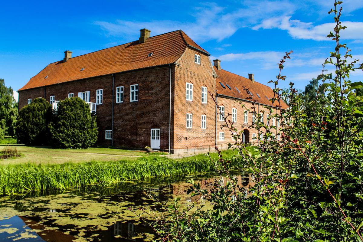 Boller Castle Park and Flower Garden