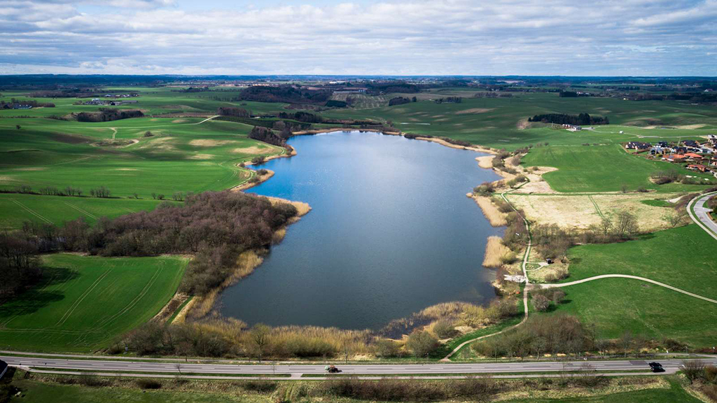Luftfoto af Ring Sø ved Brædstrup