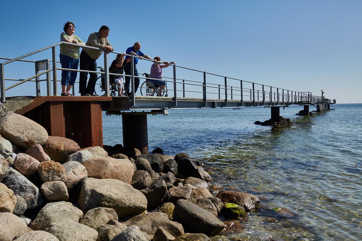 Badebro med kørestolsadgang