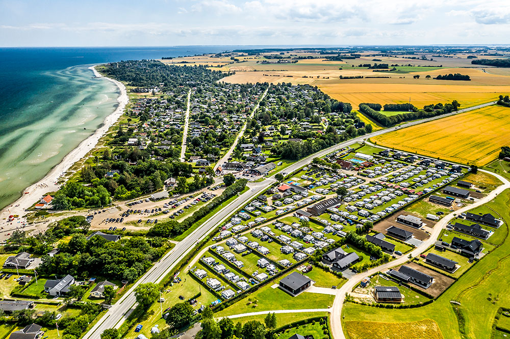 luft-foto-saksild-camping-strand