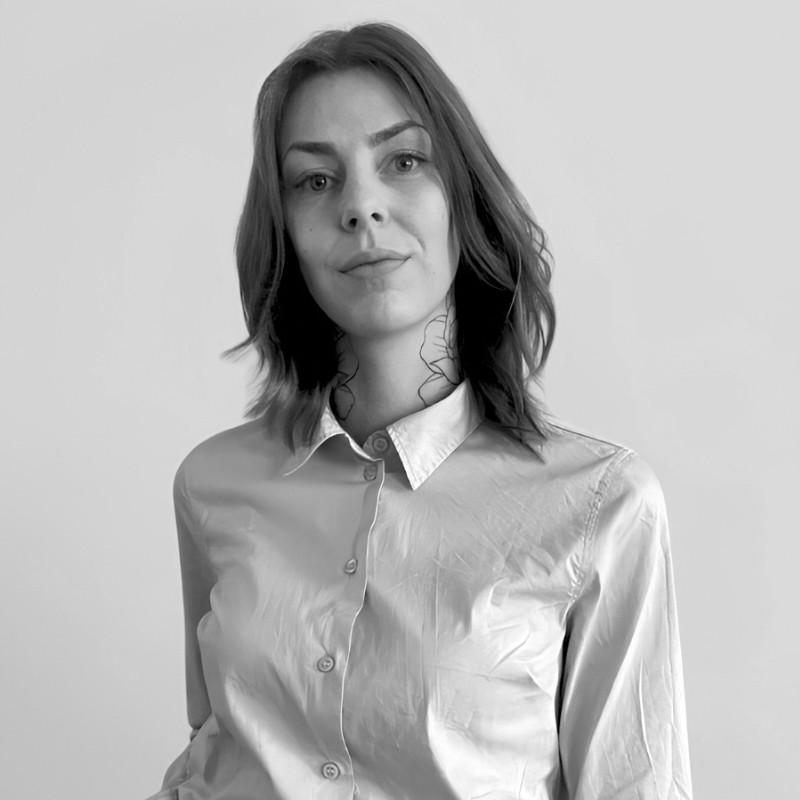 Et sort-hvid billede af Laura S. Birkwald fra Destination Kystlandet