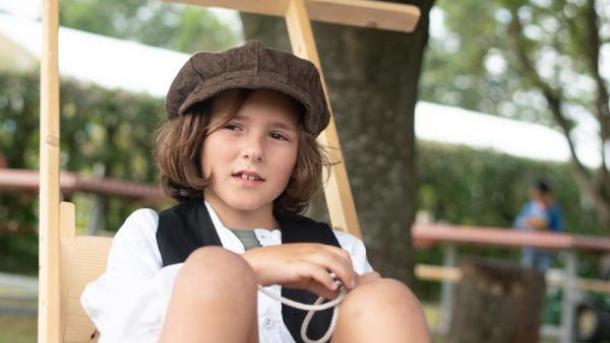 Child-friendly activity in the garden at Glud Museum by Horsens Fjord
