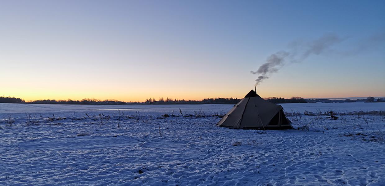 Tipi at Holmely in snowy weather