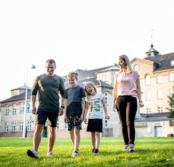 Family visits The Prison Museum (Fængslet)