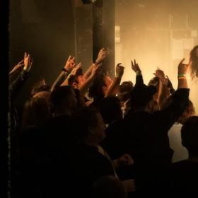 The rock sign for an indoor concert in Horsens